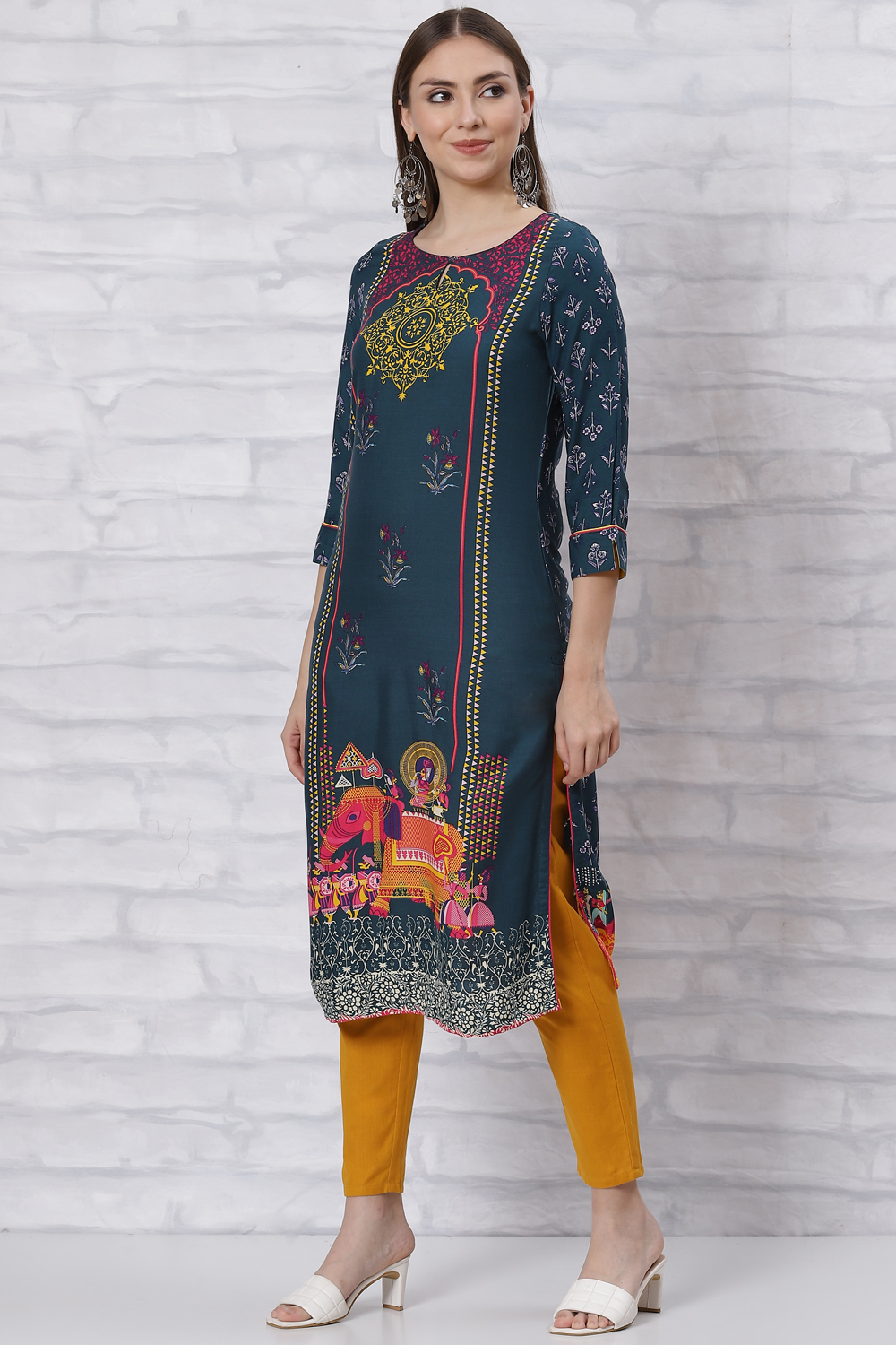 Phalsa Straight Kurta image number 2